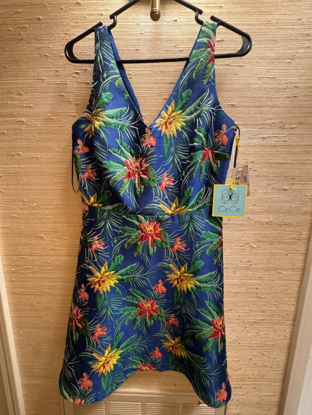 CeCe: Tropical Floral Fit & Flare Dress Blue Palm Print Sleeveless Size 6 NWT